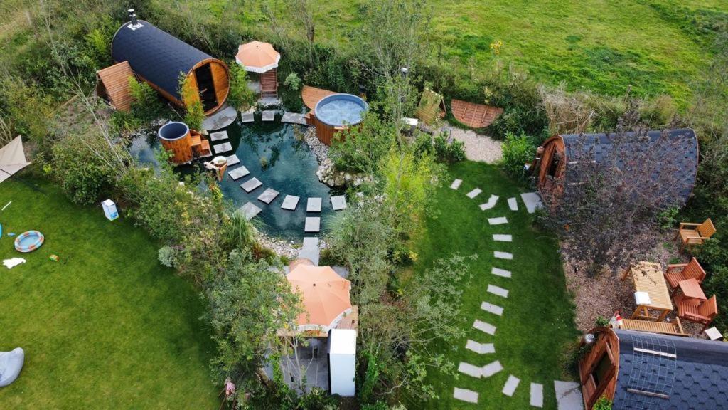 Dragonfly Glamping Spa Retreat 阿什弗德 外观 照片