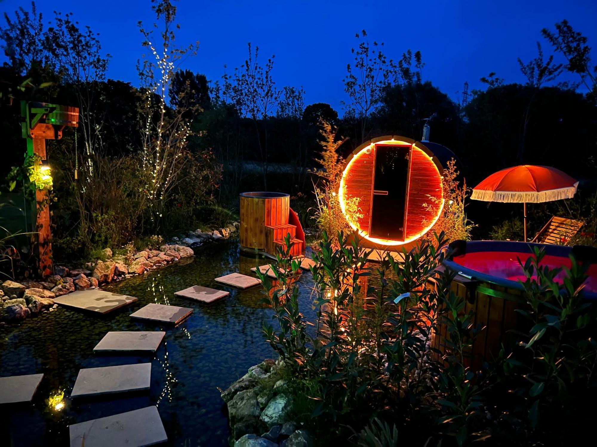 Dragonfly Glamping Spa Retreat 阿什弗德 外观 照片